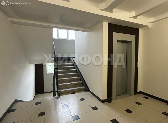 Квартира-студия: Новосибирск, улица Татьяны Снежиной, 42 (34м2)