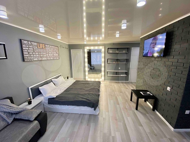 1-к. квартира, 42м2, 1/5 эт.
