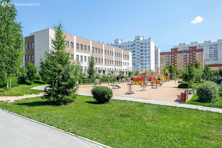 3-комнатная квартира: Новосибирск, улица Мясниковой, 24/2 (73.7м2)