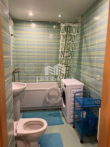 1-к. квартира, 35.5м2, 1/10 эт.